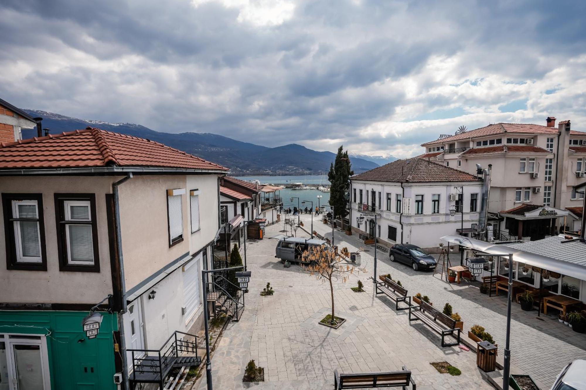 District&Delago Villa & Resturant أوهغيد المظهر الخارجي الصورة
