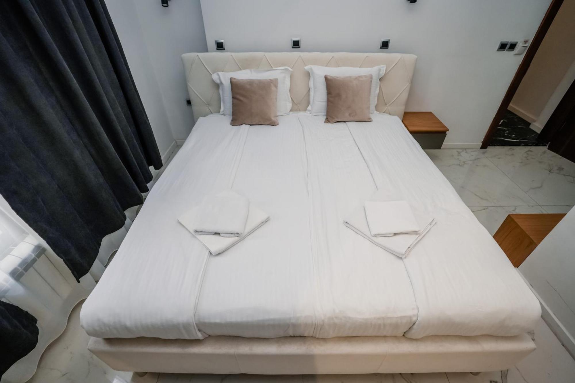District&Delago Villa & Resturant أوهغيد المظهر الخارجي الصورة