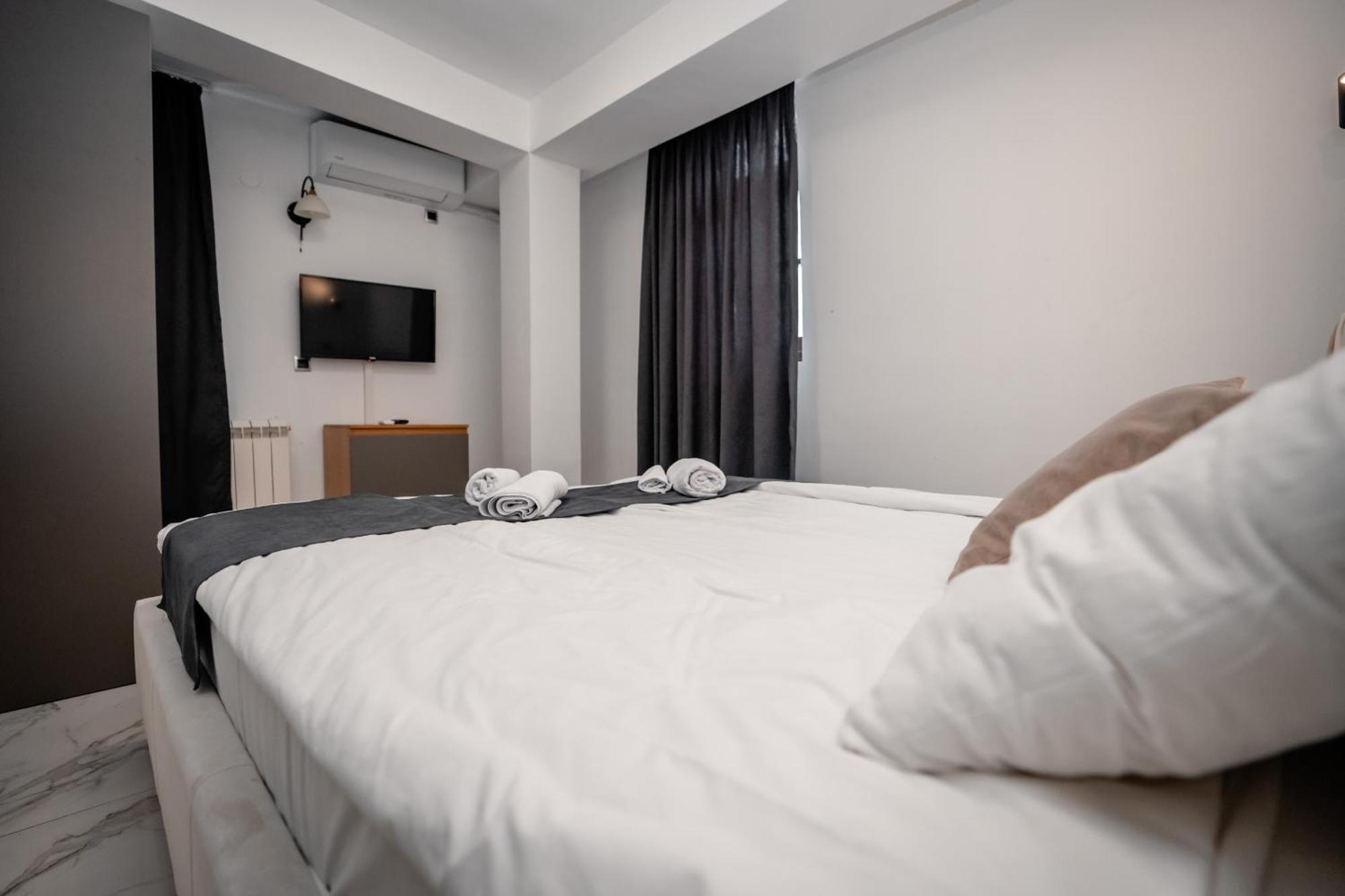 District&Delago Villa & Resturant أوهغيد المظهر الخارجي الصورة