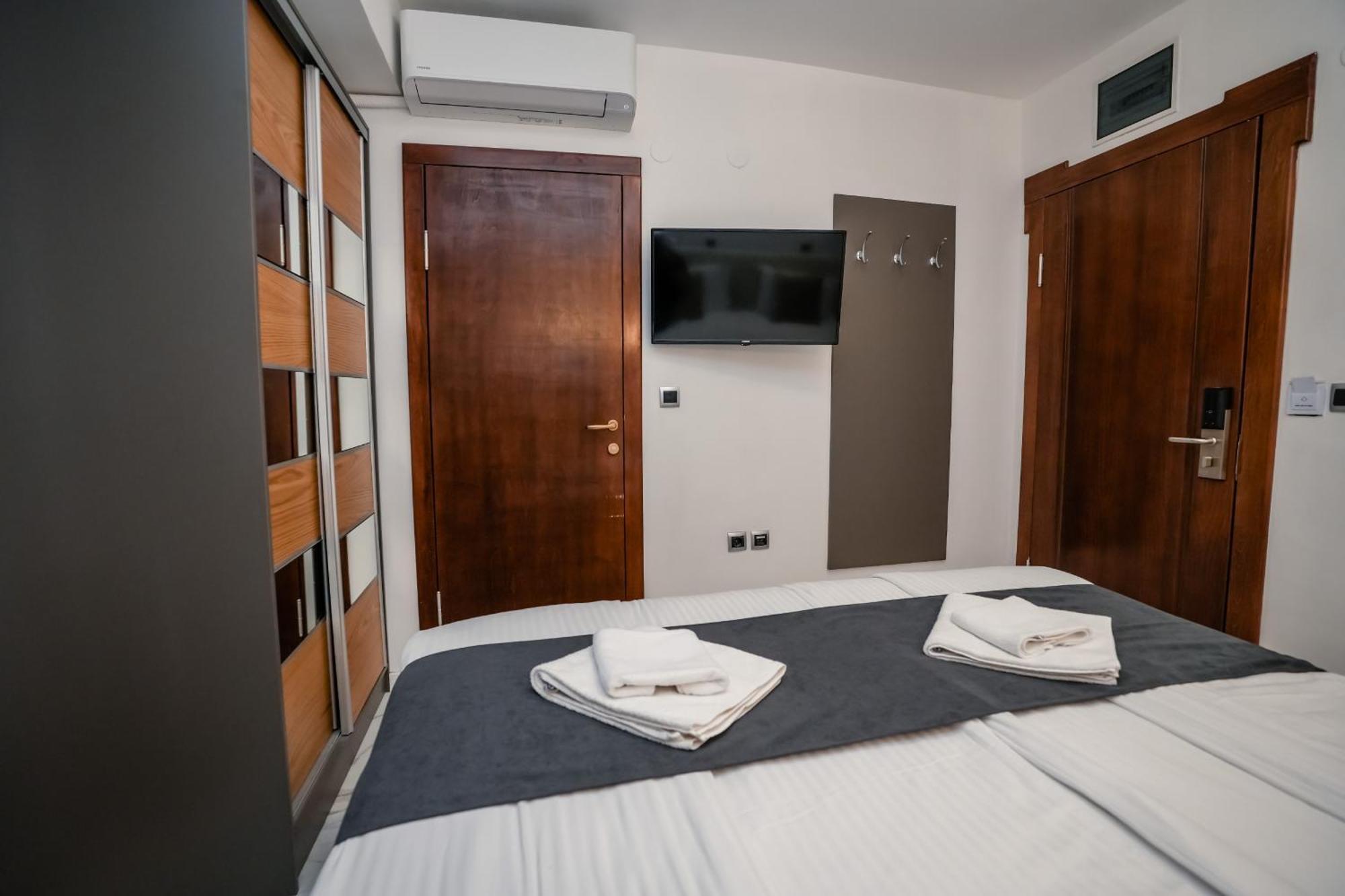 District&Delago Villa & Resturant أوهغيد المظهر الخارجي الصورة