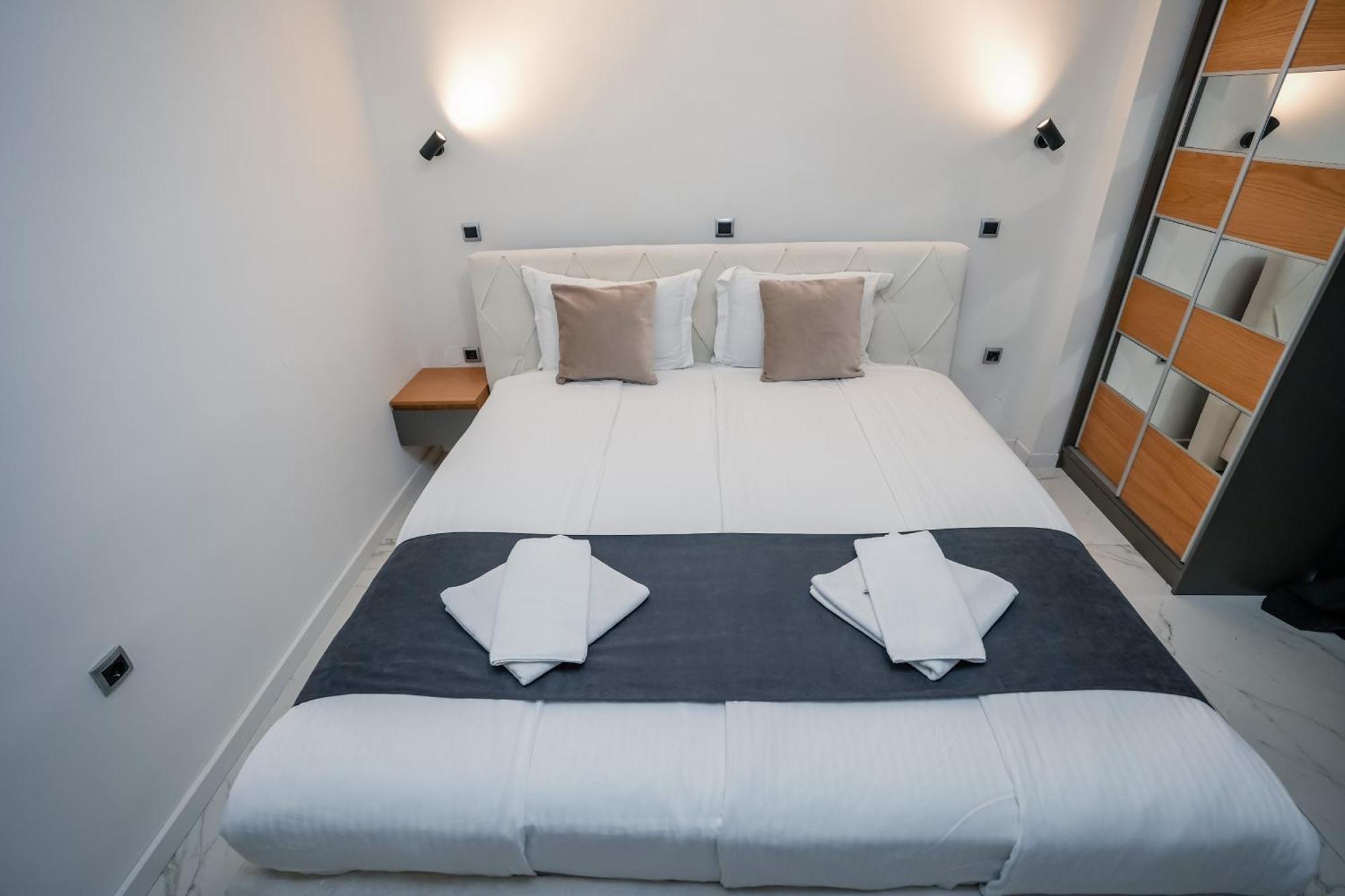 District&Delago Villa & Resturant أوهغيد المظهر الخارجي الصورة