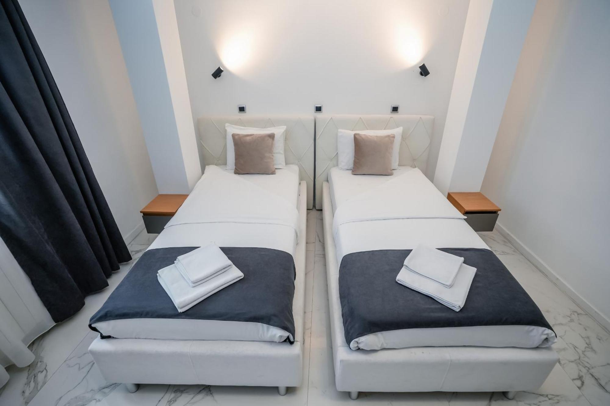 District&Delago Villa & Resturant أوهغيد المظهر الخارجي الصورة