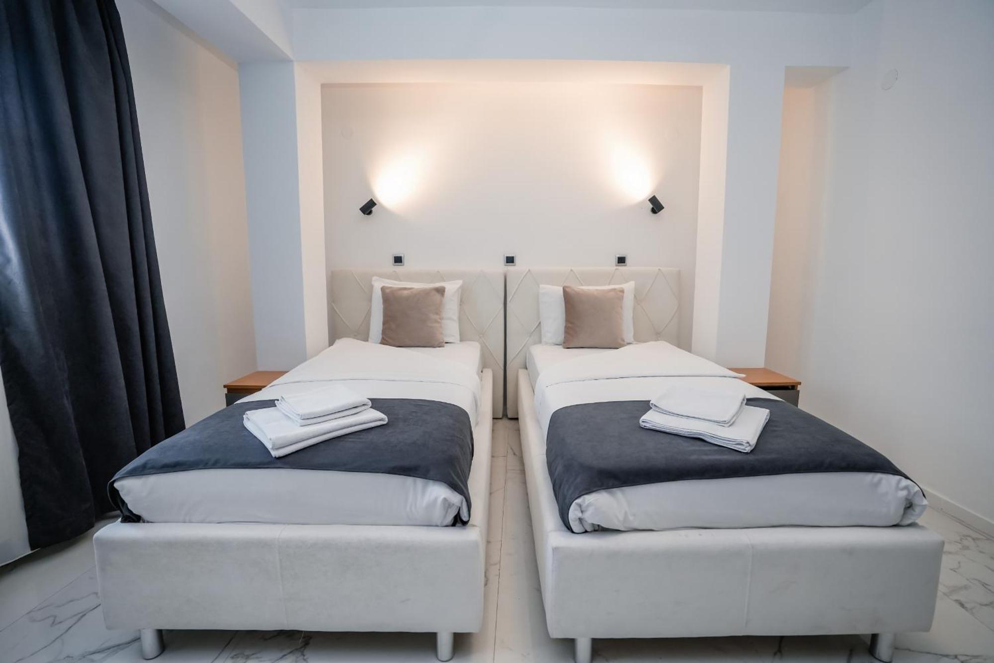 District&Delago Villa & Resturant أوهغيد المظهر الخارجي الصورة
